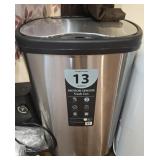 Motion sensor trash can