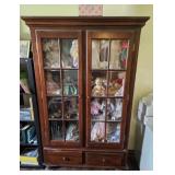 China cabinet, no contents