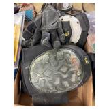 Knee pads & Gloves
