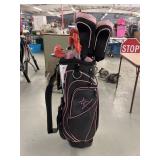Set of Lynx Golf Clubs W/Golf Bag
