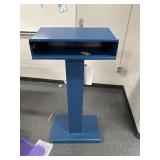 RM 309 blue podium