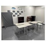 Shelter room between 300&301