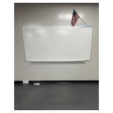 One whiteboard room, 305
