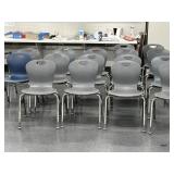 Are in 100 desk seats