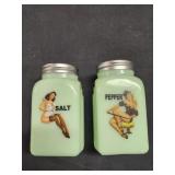 Vtg. Jadeite Green Glass Salt & Peper