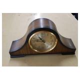 Linden Quartz mantle clock