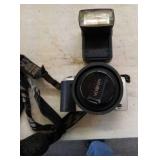 Minolta  QT si 35mm camera