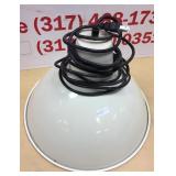 Hanging metal shop light