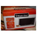 Magic Chef 1.1 cu/ft Microwave #2