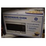 GE 1.1 cu/ft Microwave