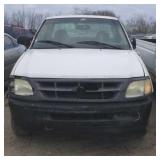 1997 FORD F250 PICK UP WHITE