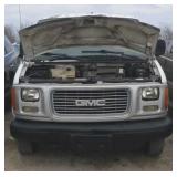 2002 GMC SAVANA VAN WHITE