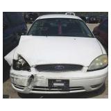 2005 FORD TAURUS 4 DOOR WHITE