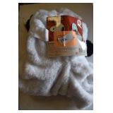 Peanuts Hooded Blanket