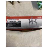 Pittsburgh 8" Three-Jaw Puller