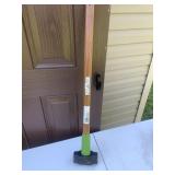 7.5 pound sledge hammer, virtually new