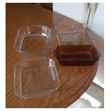 4 Pyrex & Anchor Hocking baking dishes