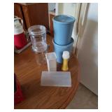 Tupperware & other storage containers