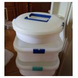 3 Tupperware containers