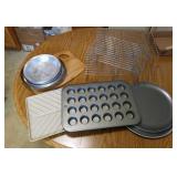 Bakeware items