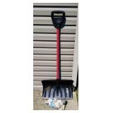 Snow shovel & snowman