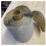 Roll sandpaper discs