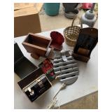 Can opener, decorations