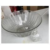 6.5 quart punch bowl w/ 8 7 oz cups