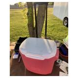 Coleman pulling cooler