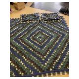 Nice Quilt w/pillow shams