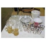 Baking dishes and other glassware