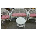 Wicker patio set - pink cushions