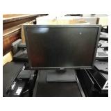 72 Acer LCD monitors