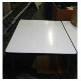 Heavy duty art table