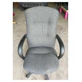 Rolling office chair