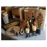 Wine & kitchen decor