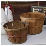 Bushel basket & 1/2 bushel baskets