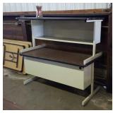 2 metal desks w/ laminate top
