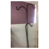 1 double, 4 single shepherds hooks