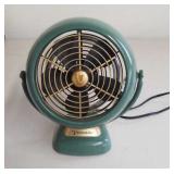 Vintage-style Vornado 8" fan