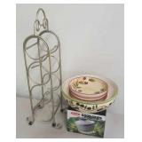 Wine rack, salad bowls, salad spinner