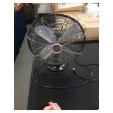 Cinni cast iron fan
