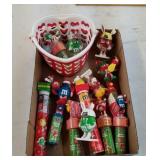 M&M dispensers & 2 heart baskets