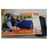 Full size air mattress