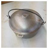 Club Aluminum Dutch oven, no knob