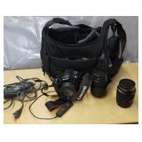 SonySAL30M28 camera w 2 lens & case