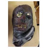 Horror movie mask