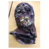 Horror movie mask