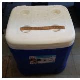 Igloo Ice Cube rolling cooler
