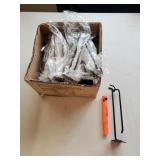 19 pc Black Peg hooks